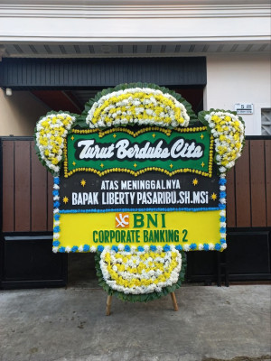Papan Bunga Duka di Bunut Hulu