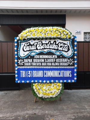 Papan Bunga Duka di Bunut Hulu